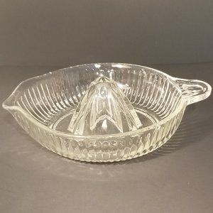 VINTAGE GLASS 7" GRAPEFRUIT JUICER